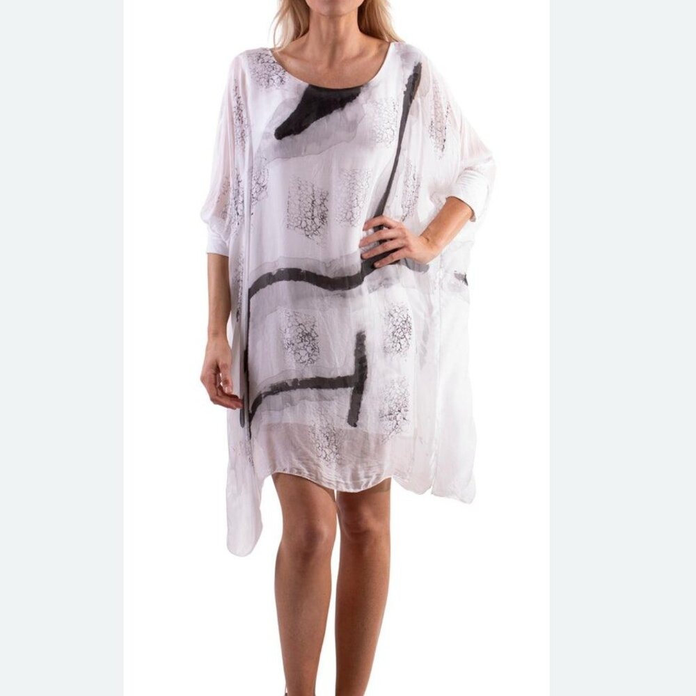 Italian Abstract Printed Silk Kaftan-Style Dress White Black Resortwear Vacation